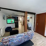 Διαμέρισμα Taraska I- Apto Renovado En Centro Neuralgico.